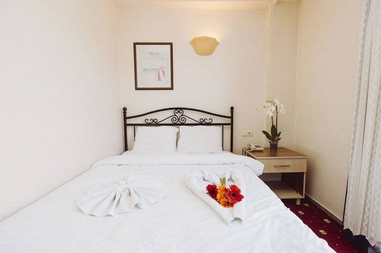 Ozalp Han Hotel