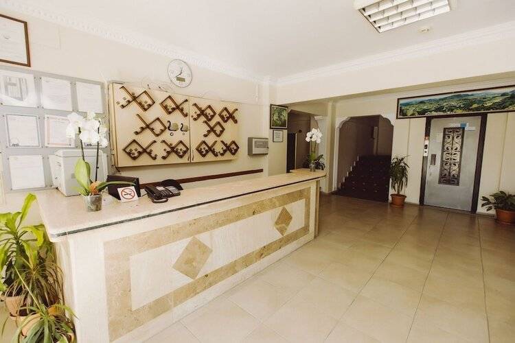 Ozalp Han Hotel