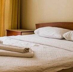 $item['hotel']['name']