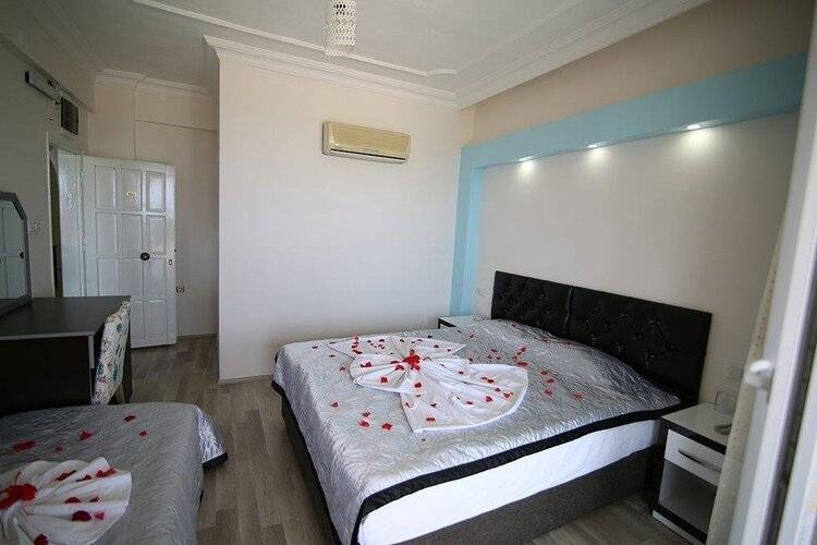 Deniz Hotel