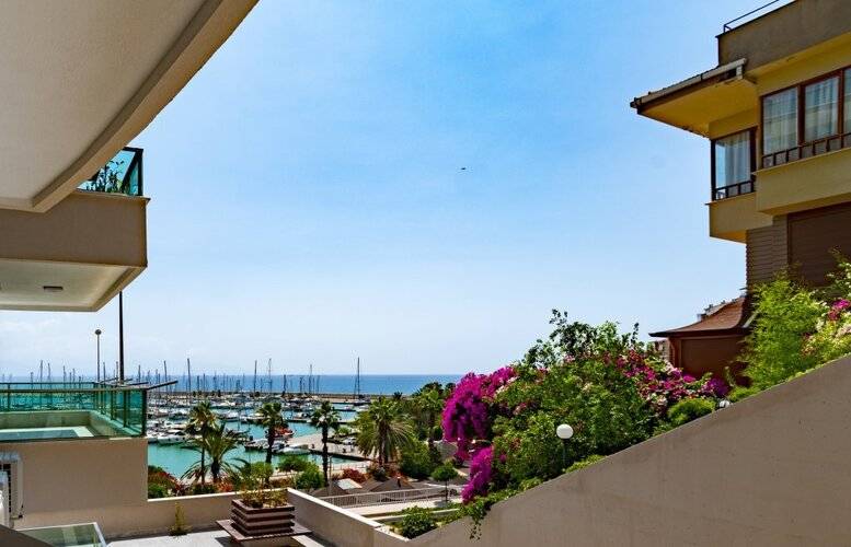 Fortunella Suits & Villas