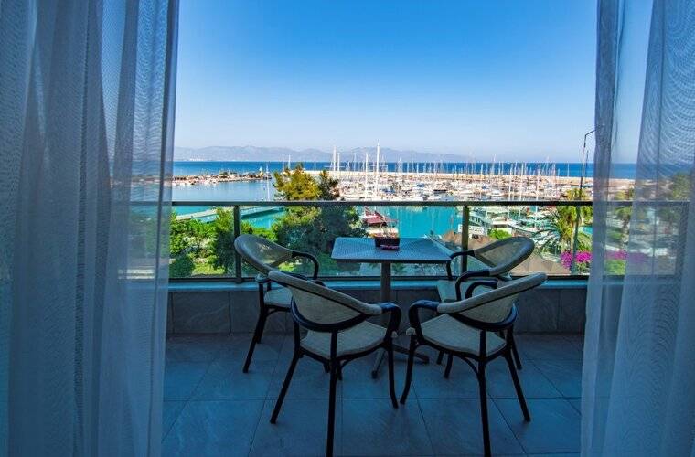 Fortunella Suits & Villas