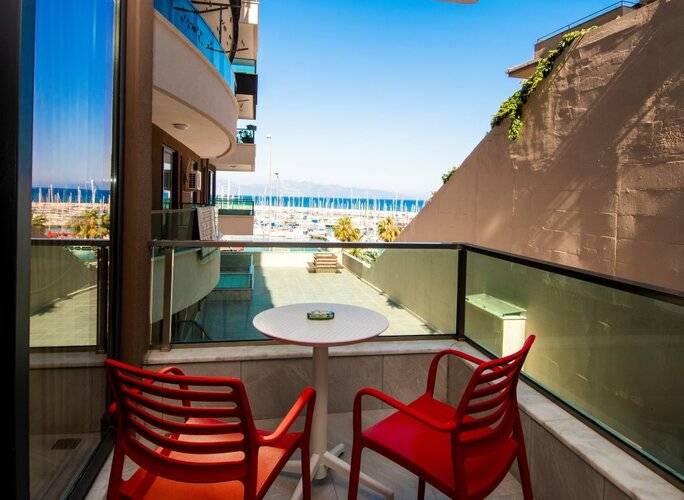 Fortunella Suits & Villas
