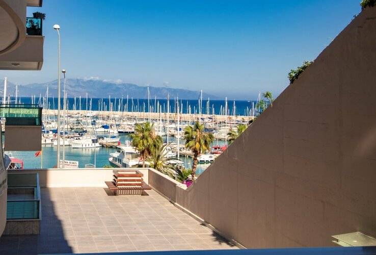 Fortunella Suits & Villas