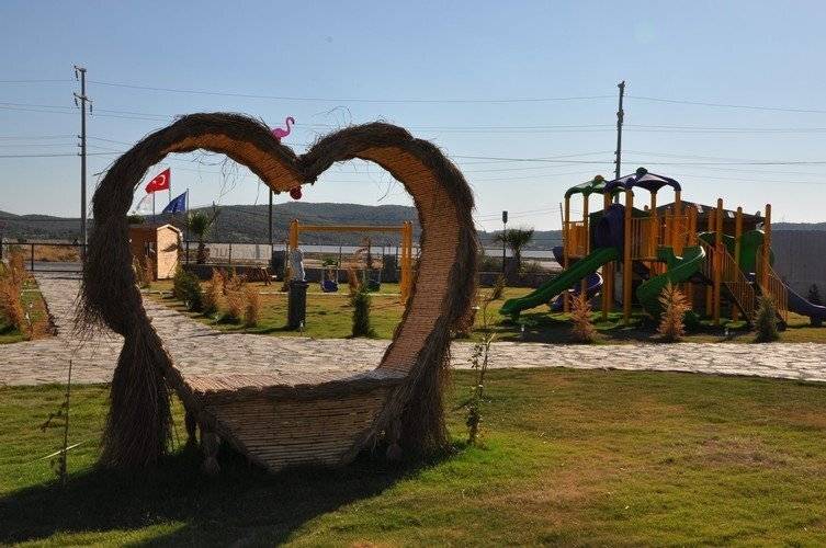 Lavira Tiny House Village