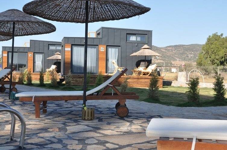 Lavira Tiny House Village