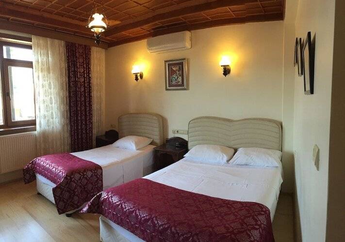 Saruhan Hotel