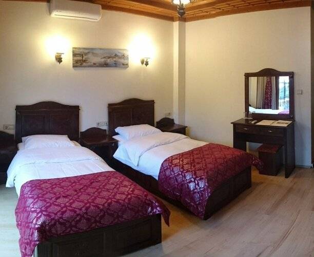 Saruhan Hotel