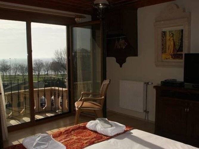 Saruhan Hotel