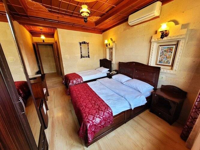 Saruhan Hotel