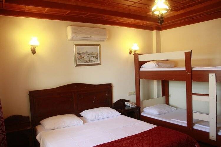 Saruhan Hotel