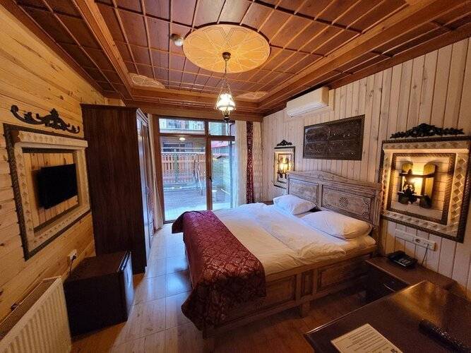 Saruhan Hotel
