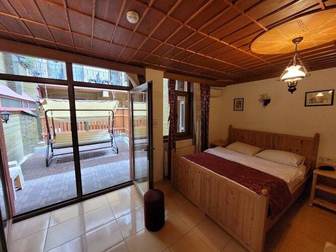 Saruhan Hotel