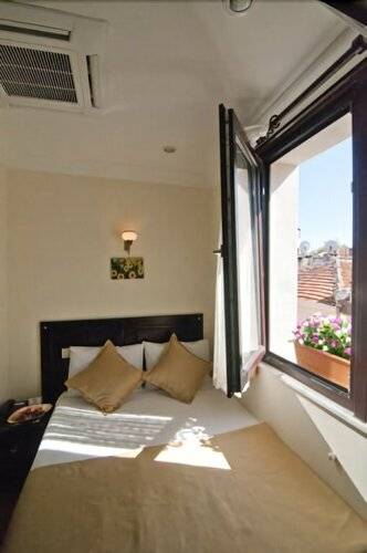 Sultans Hotel