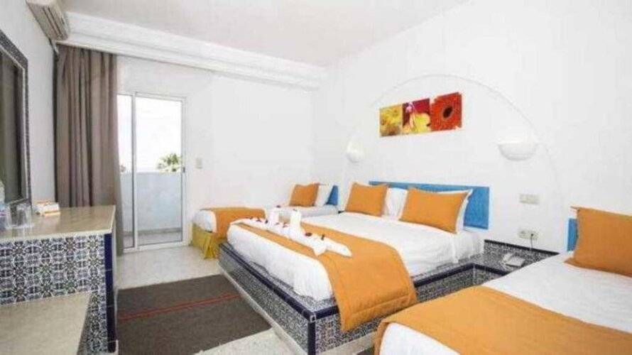 Hotel Tropicana Club And Spa
