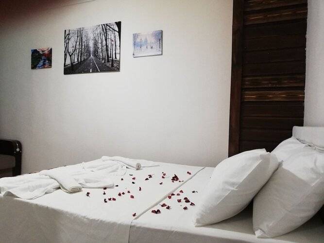 Ada Apartment