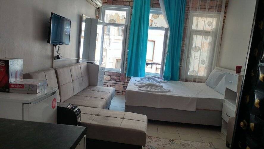 Ada Apartment