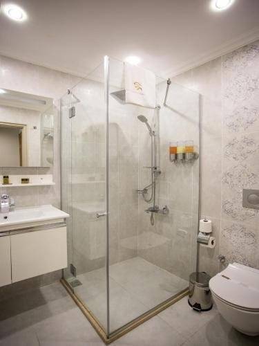 Bonne Sante Hotel