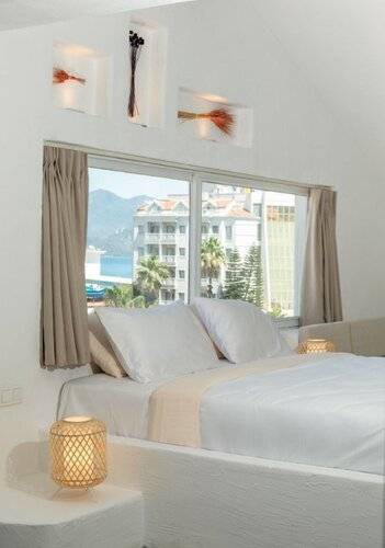 L'Olive Homes