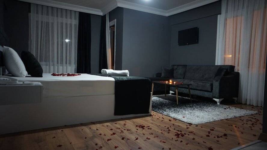 Karaca Suite