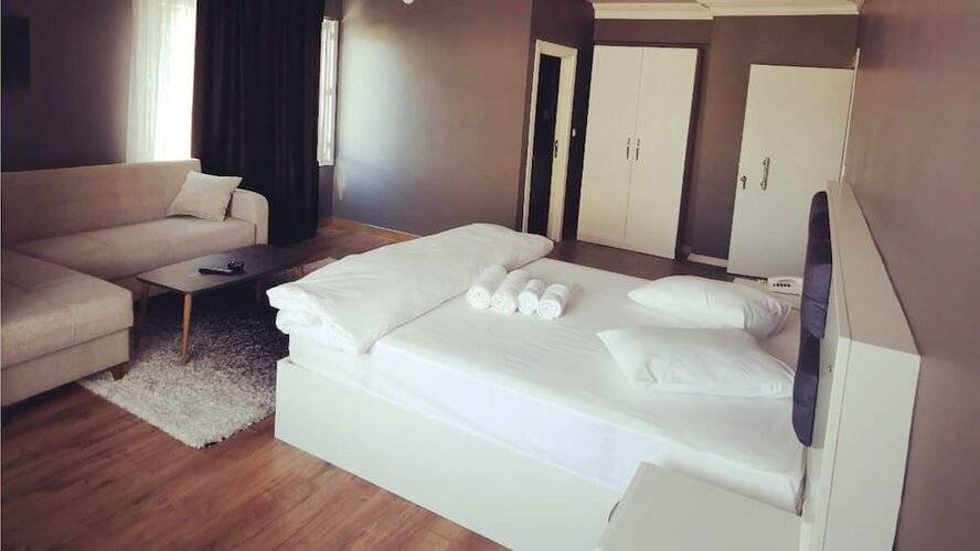 Karaca Suite