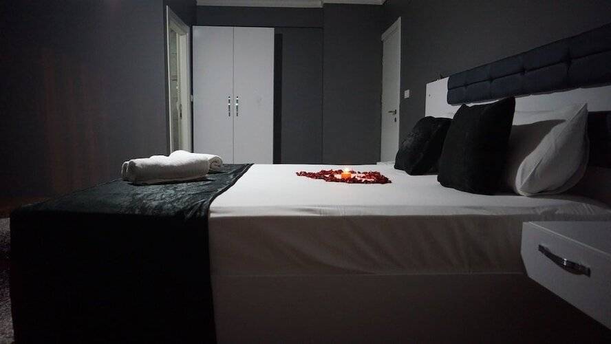 Karaca Suite
