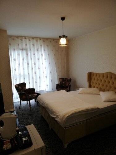 Pin Suites