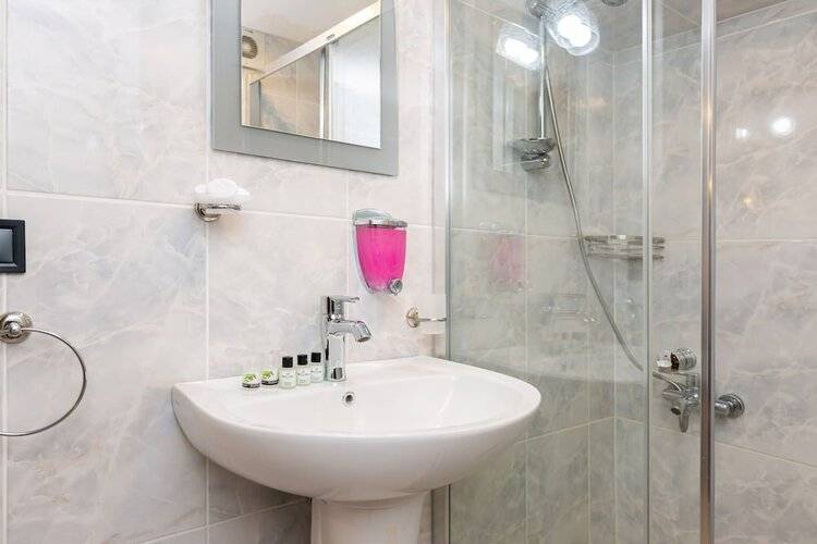 Blue Marmara Suites