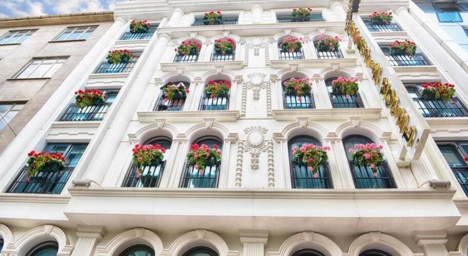 Ottoman Hotel Cagaloglu