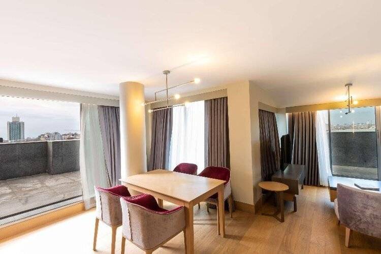 Radisson Hotel Istanbul Harbiye