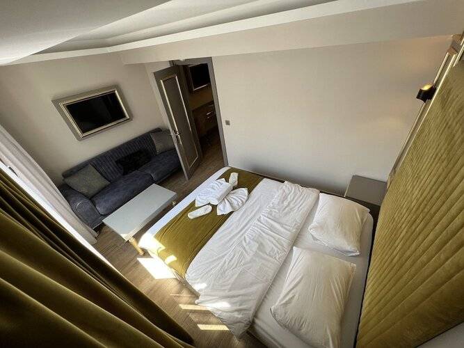 Taksim La Marino Hotel