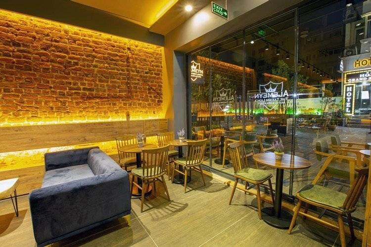 Taksim Leon's Hotel - Spa & Cafe