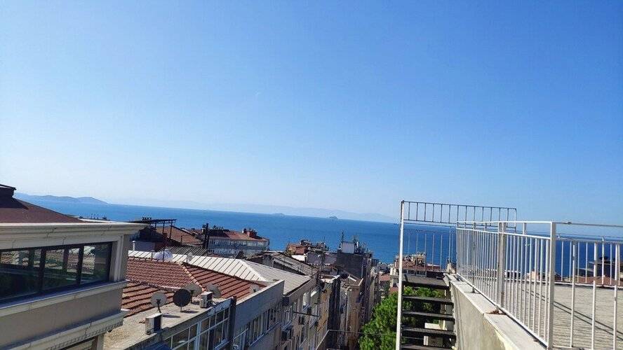 Castle Franco Suites