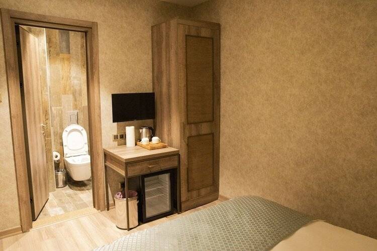 Castle Franco Suites