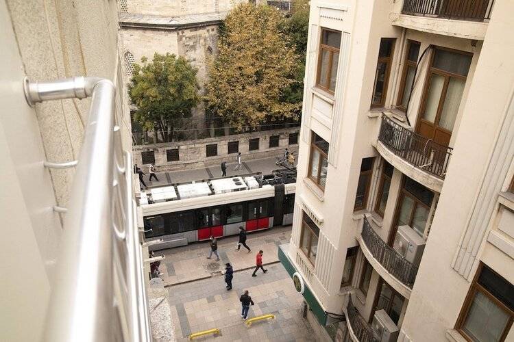 Castle Franco Suites