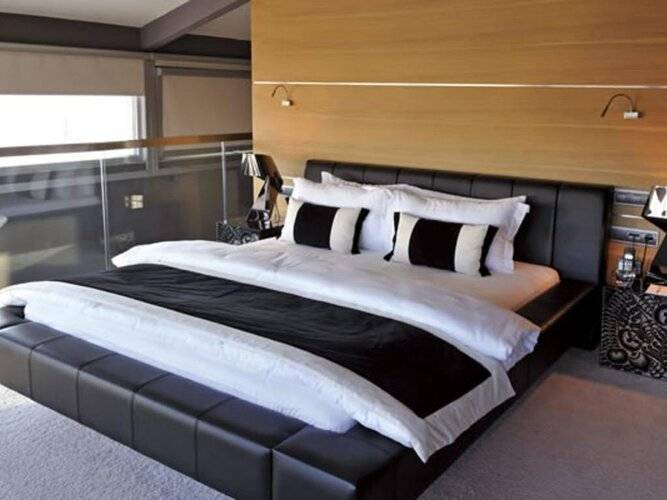 Vernazza Suites Hotel