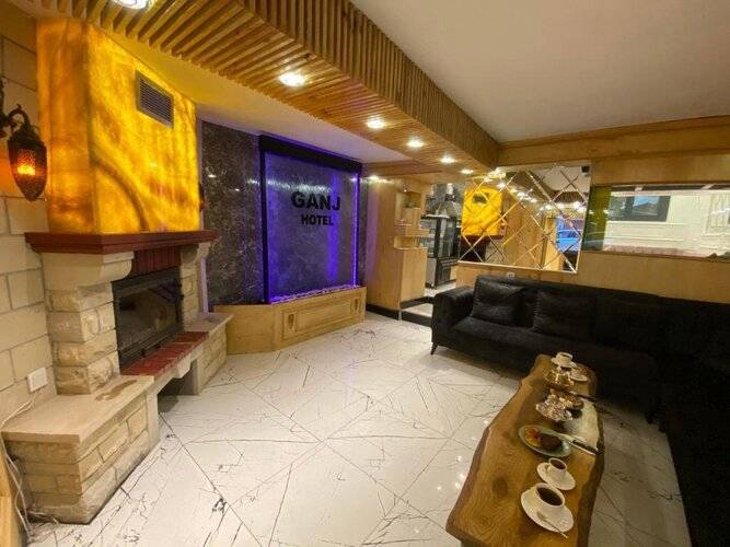 Ganj Hotel