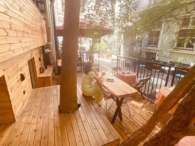 Ganj Hotel