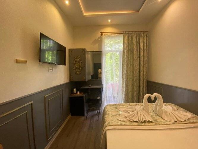 Ganj Hotel