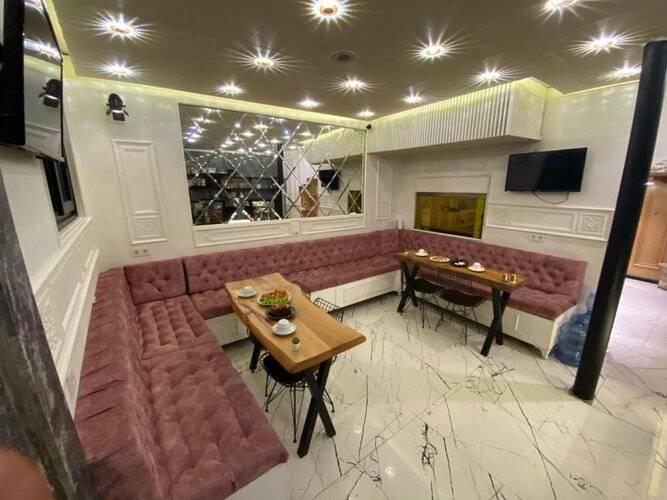 Ganj Hotel