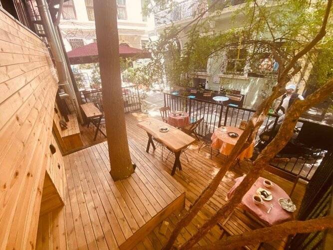 Ganj Hotel