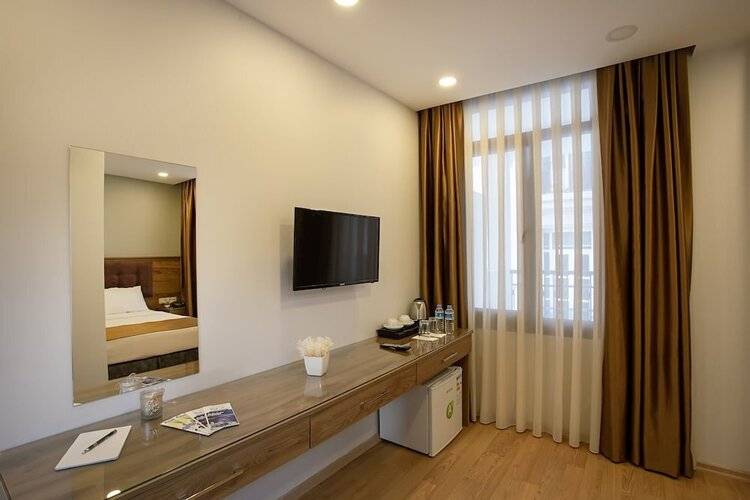 West Palace Hotel