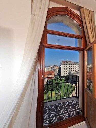 Nusret Bey Hotel