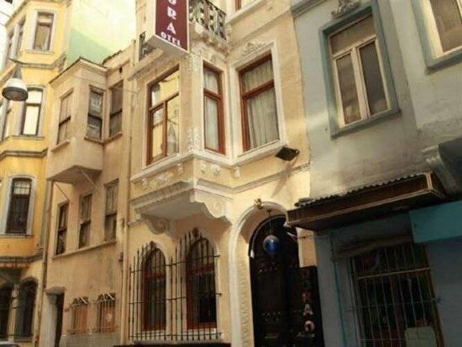 Dora Hotel