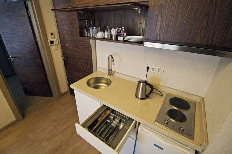 Eva Residence