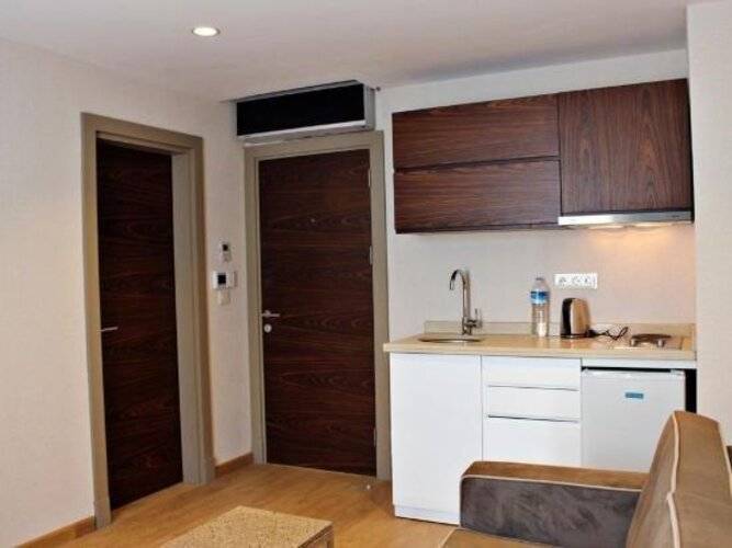 Eva Residence