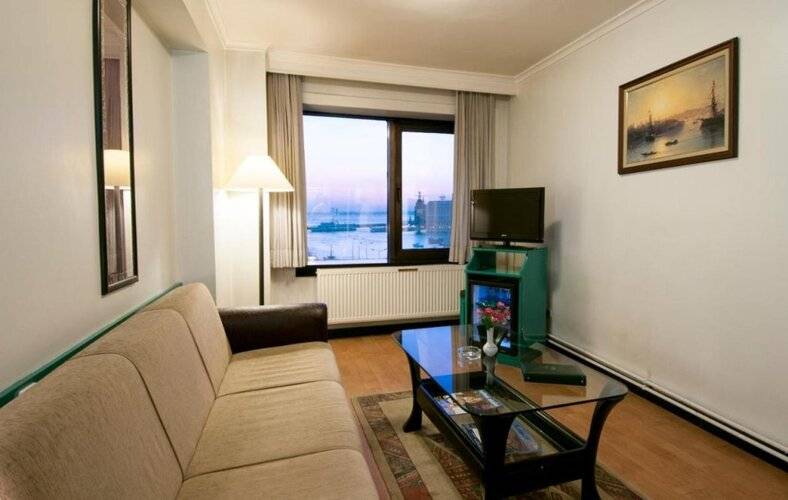 Kadikoey Rihtim Otel