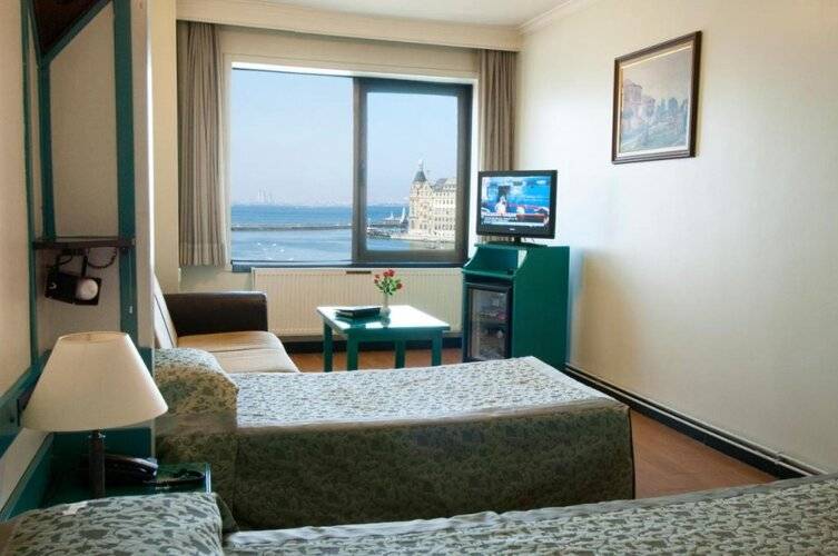 Kadikoey Rihtim Otel