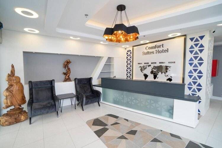 Отель Comfort Suites