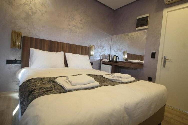 Alyon Suite Hotel